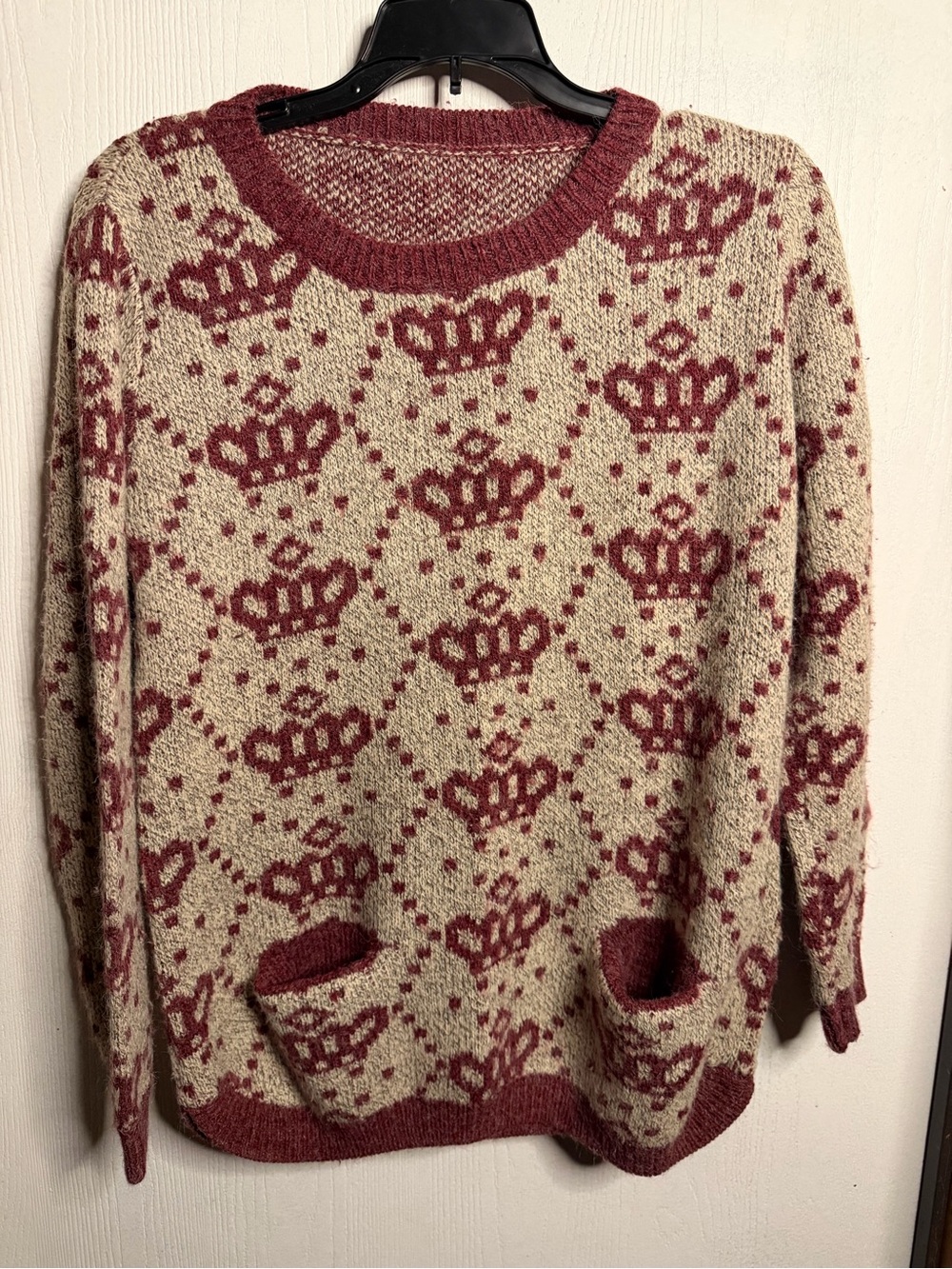 Crown Motif Crewneck Sweater - Rosewood & Cream